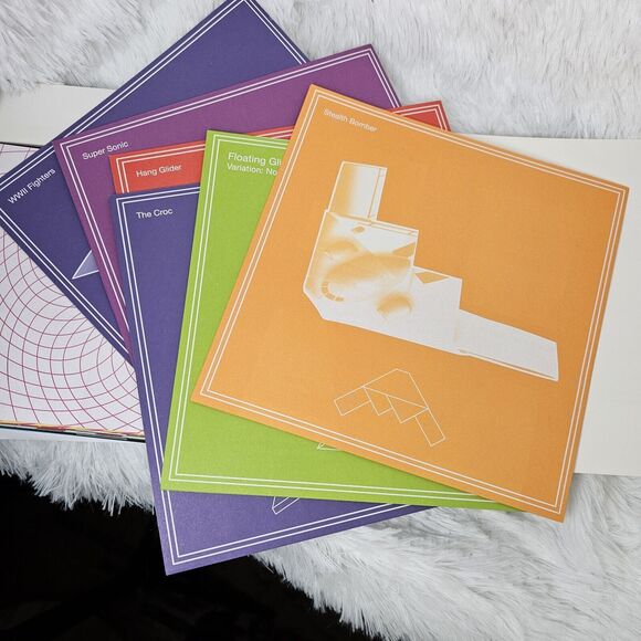 IN BOX Amazing Paper Planes Kit Make over 100 Planes Hourglass Press Great Gift - Picture 7 of 8